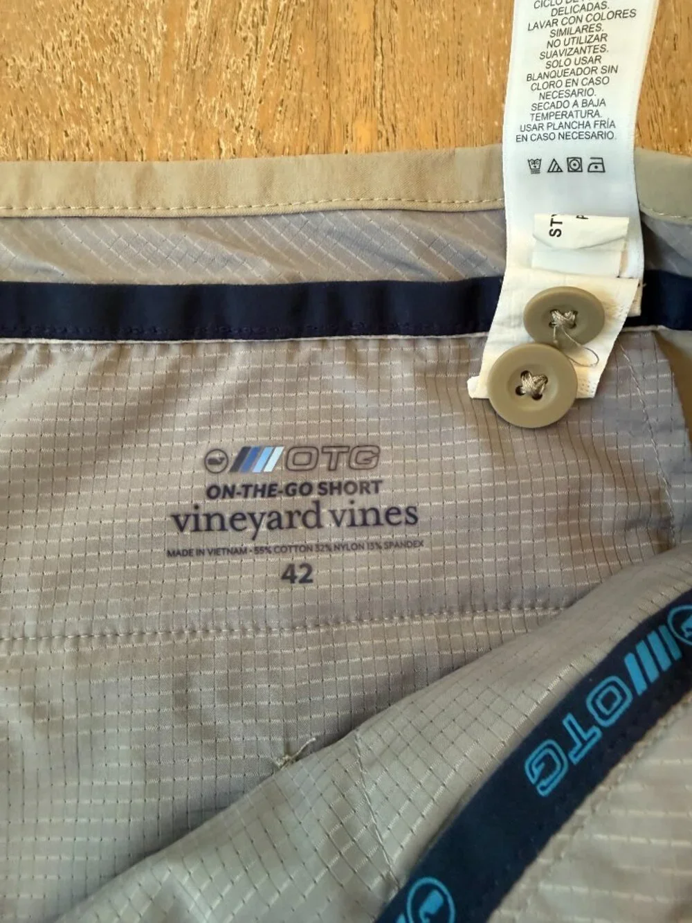 Men's Vineyard Vines On-The-Go Short Size 42